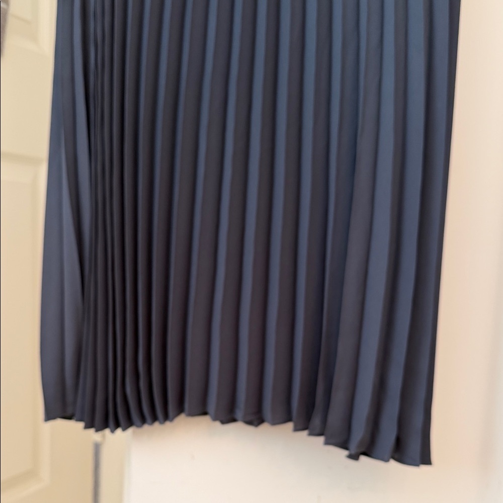 Pleated Maxi Skirt - Gray - Picture 2 of 5